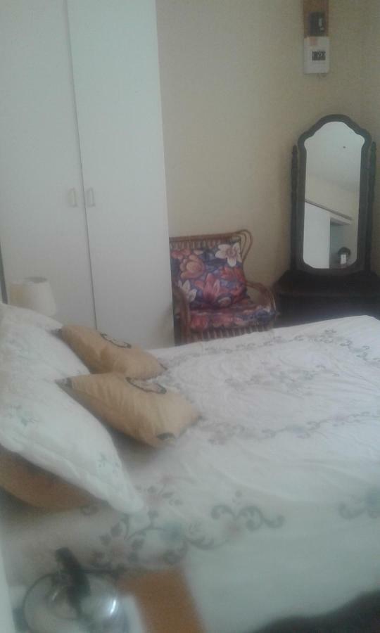 50 On Theal Apartman Parow Kültér fotó