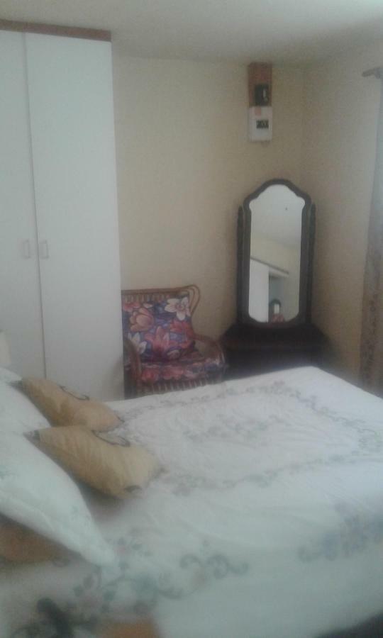 50 On Theal Apartman Parow Kültér fotó